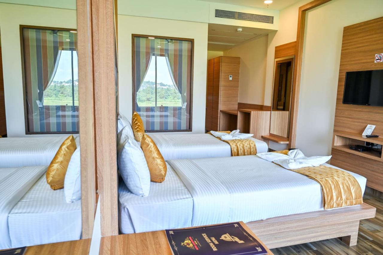 Hotel Laxmi Empire GOA Bagian luar foto