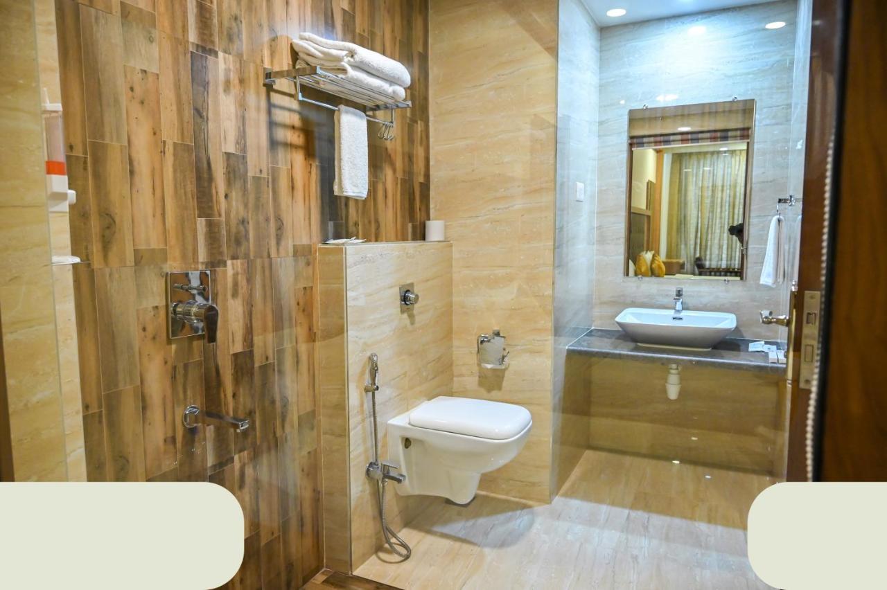 Hotel Laxmi Empire GOA Bagian luar foto