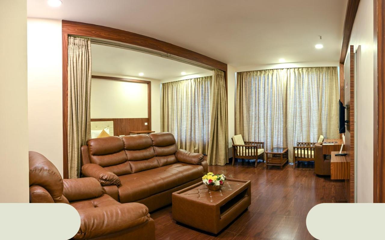 Hotel Laxmi Empire GOA Bagian luar foto