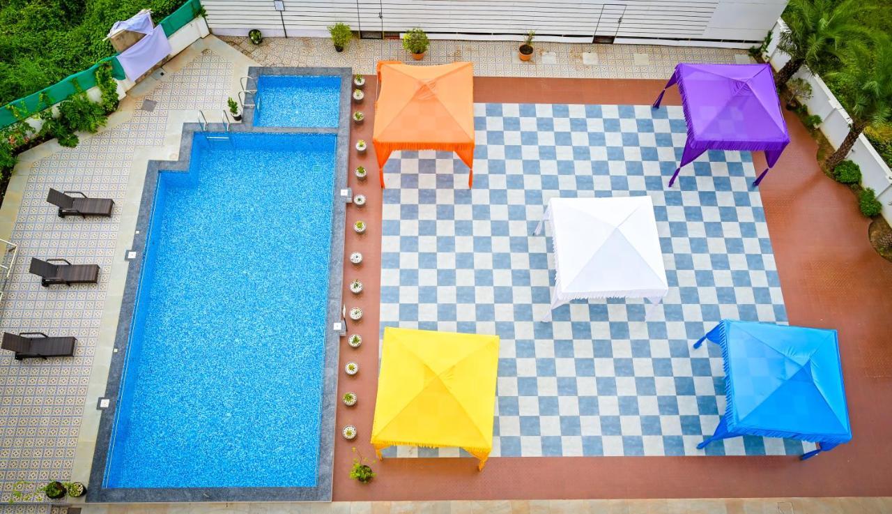 Hotel Laxmi Empire GOA Bagian luar foto