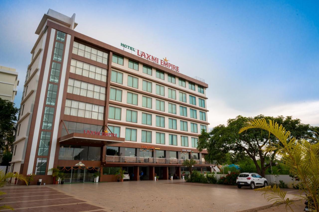 Hotel Laxmi Empire GOA Bagian luar foto