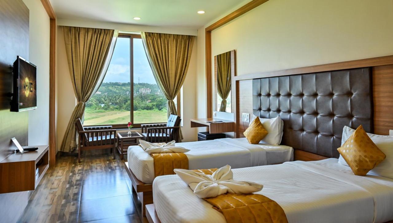 Hotel Laxmi Empire GOA Bagian luar foto